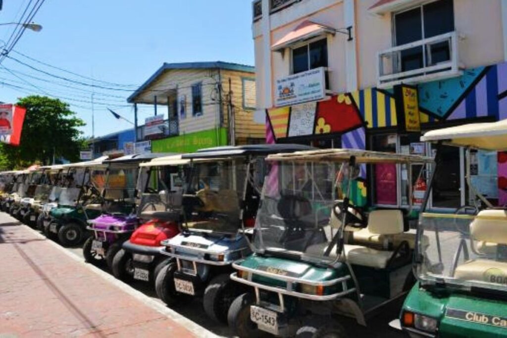 Caye Caulker vs Ambergris Caye: Front Street in San Pedro