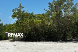 North Caye Caulker Investment Lot Near Lagoon Road